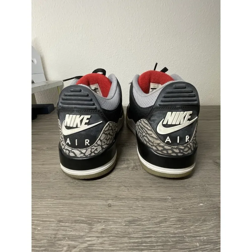 Air Jordan 3 Retro Black Cement 2018 Size 10 854262-012 OG Nike Air 9.5